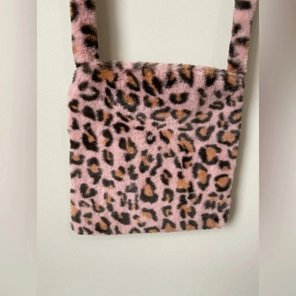 Lady Handbags Crossbody Shoulder Messenger Bag Leopard Print Fluffy Plush Casual